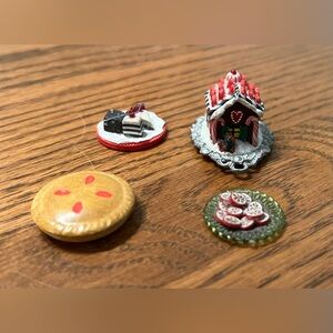 Vintage Dollhouse Miniatures Pie Cake lot